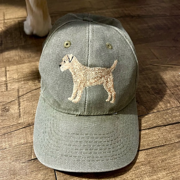 Dog embroidered hat - Picture 1 of 1